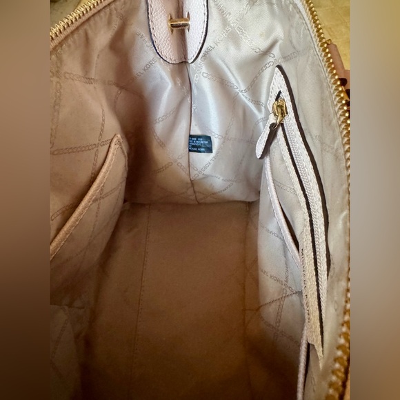 Large Michael Kors Pink Purse - Picture 11 of 12